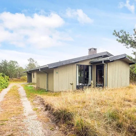 Luxury Retreat In *